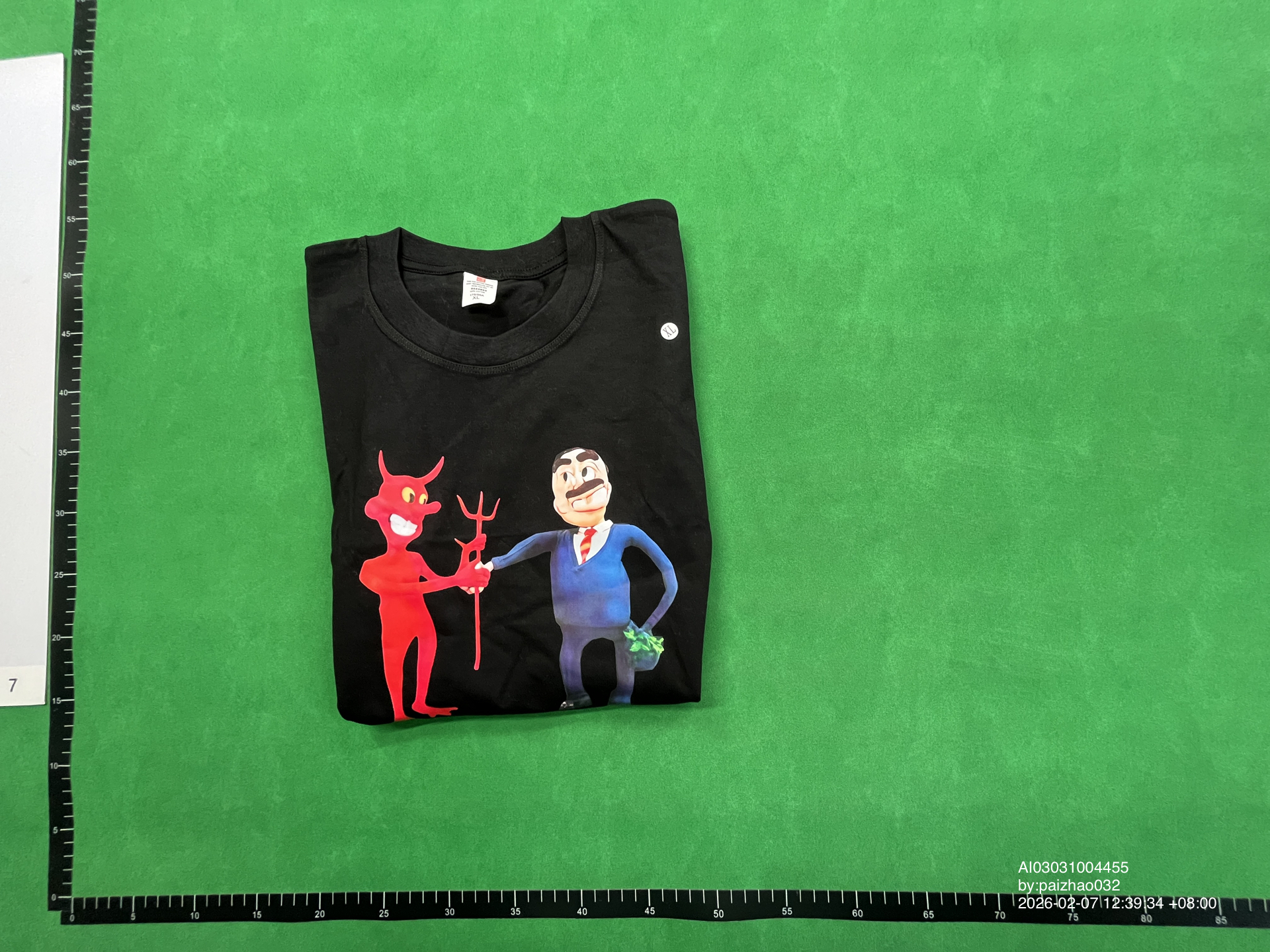 QC Photo - Supreme X Kaws Tee