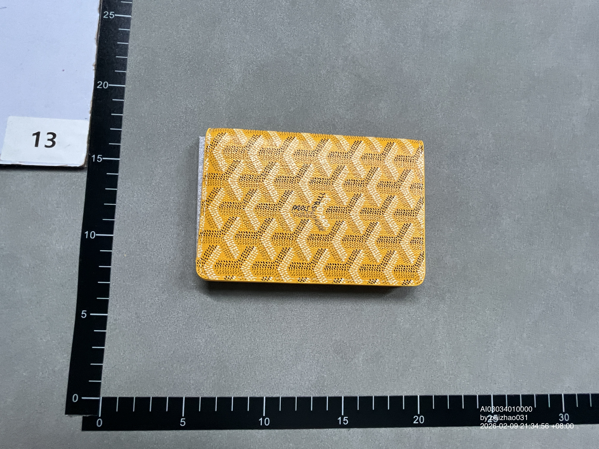 QC Photo - Goyard Passport Holder