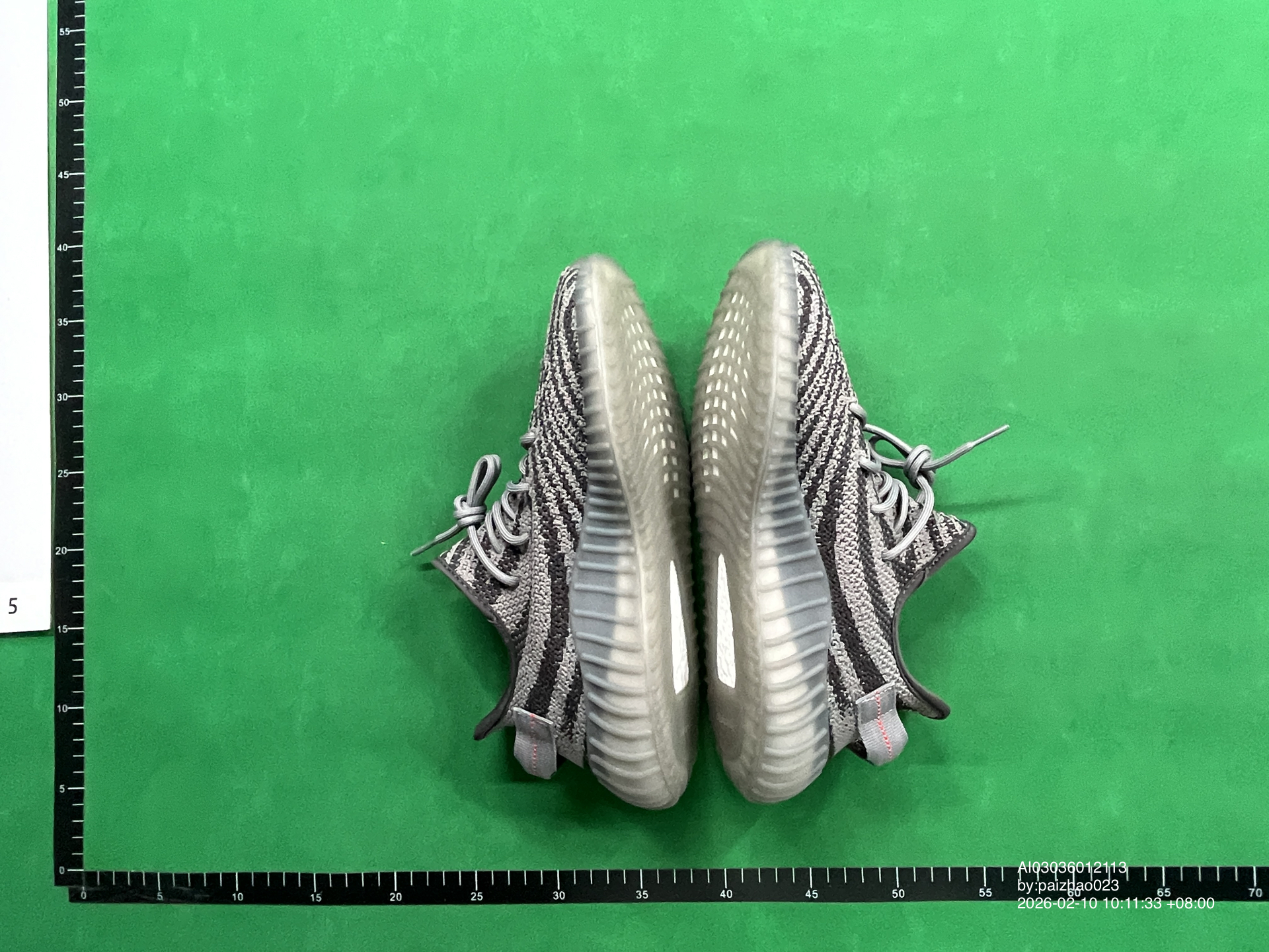 QC Photo - adidas Yeezy Boost 350 V2 Core Black Red