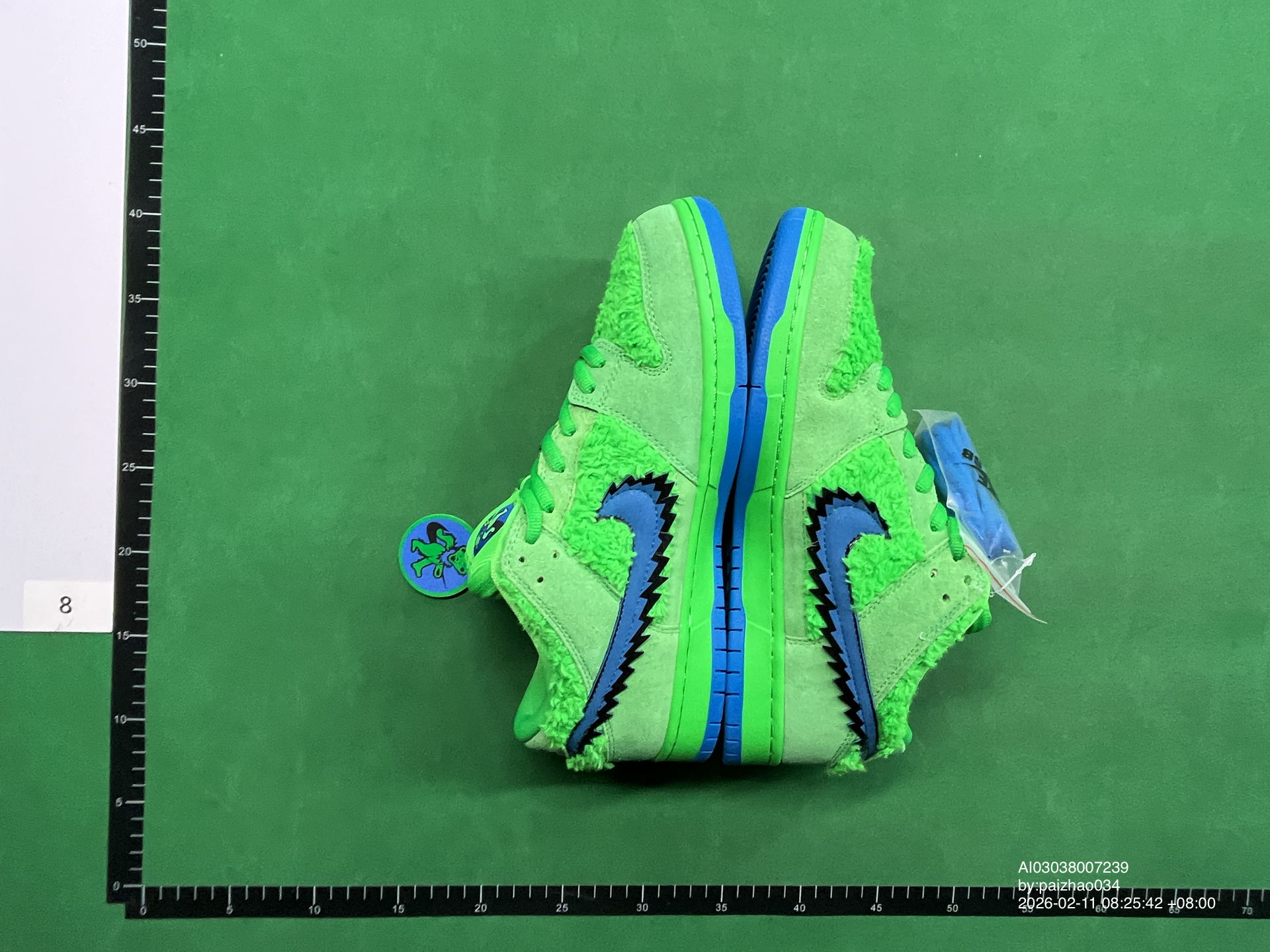 QC Photo - Nike SB Dunk Low Grateful Dead Bears Green