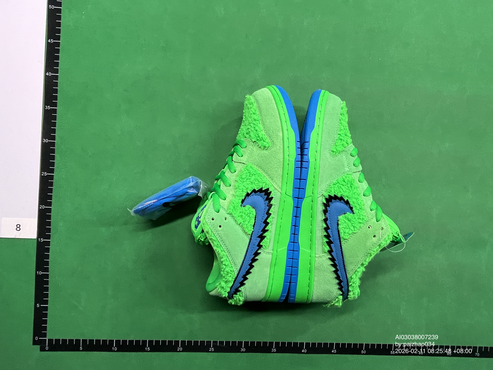 QC Photo - Nike SB Dunk Low Grateful Dead Bears Green