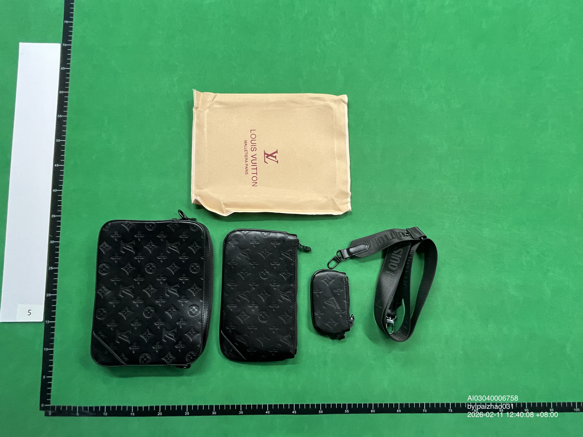 QC Photo - Louis Vuitton Messenger Bag (7 Variants)