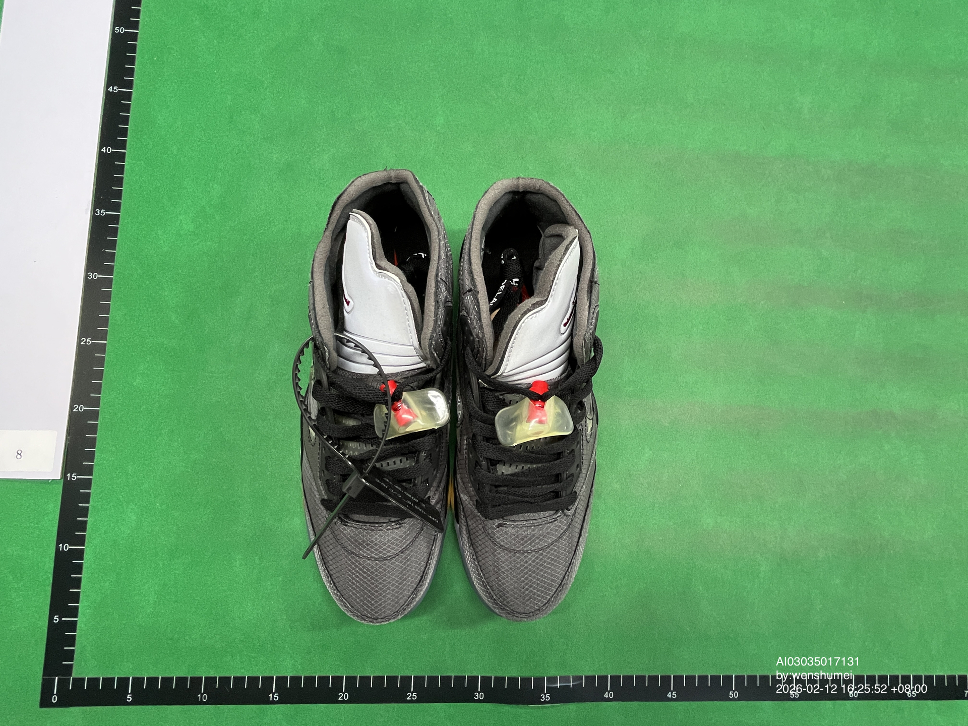 QC Photo - Jordan 5 Retro Off-White