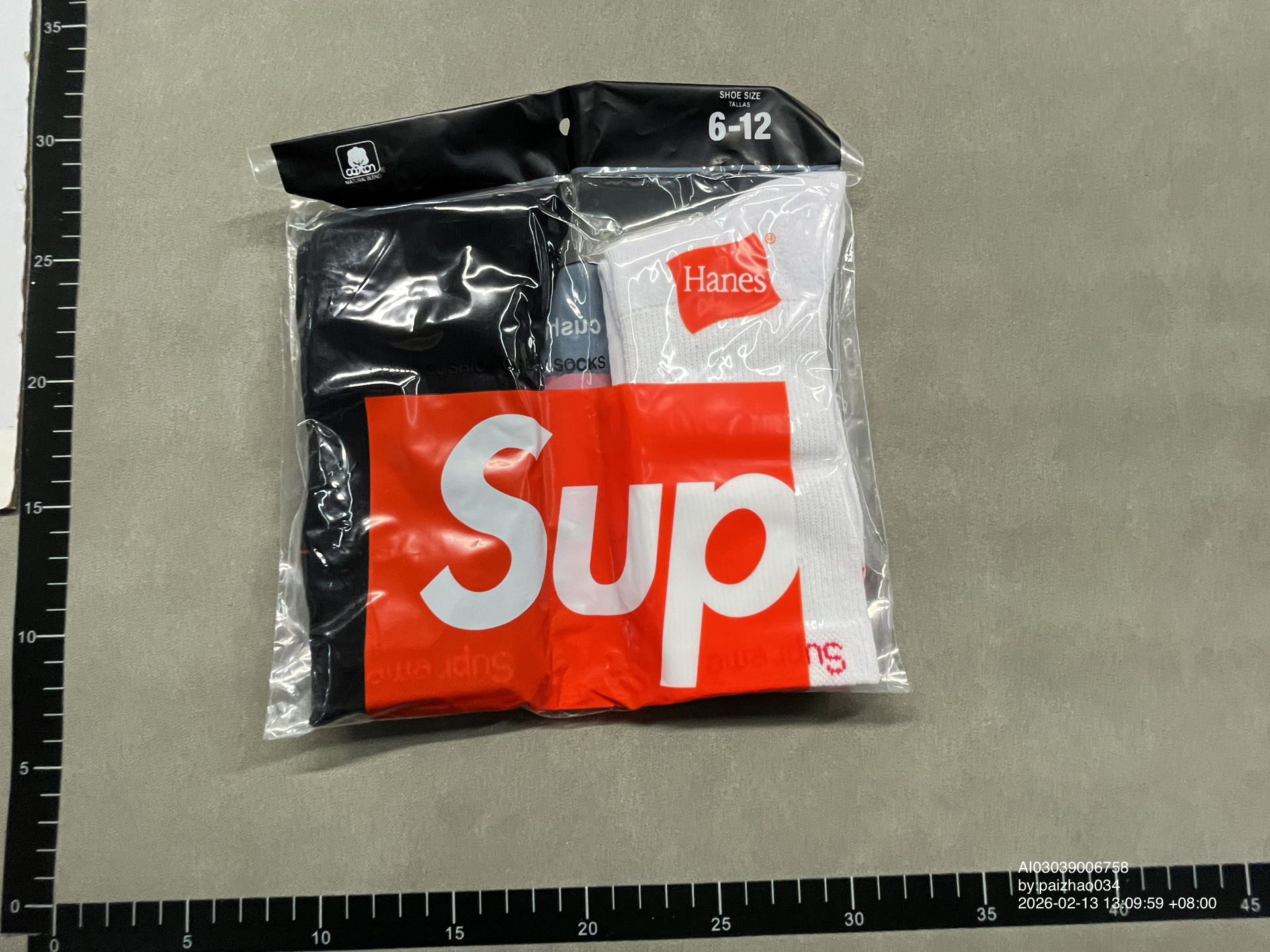 QC Photo - Supreme Socks