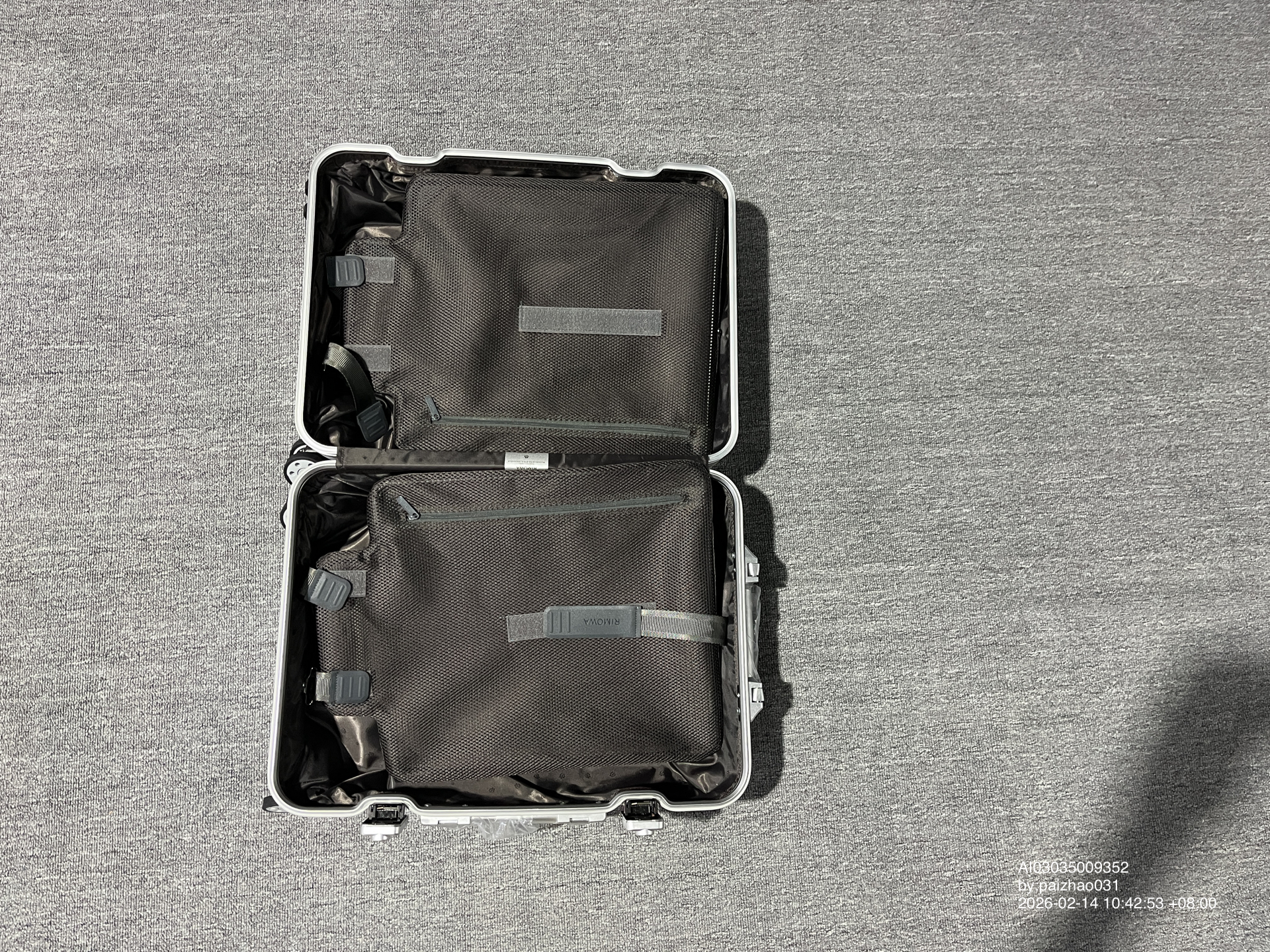 QC Photo - Rimowa Suitcases (6 Variants)